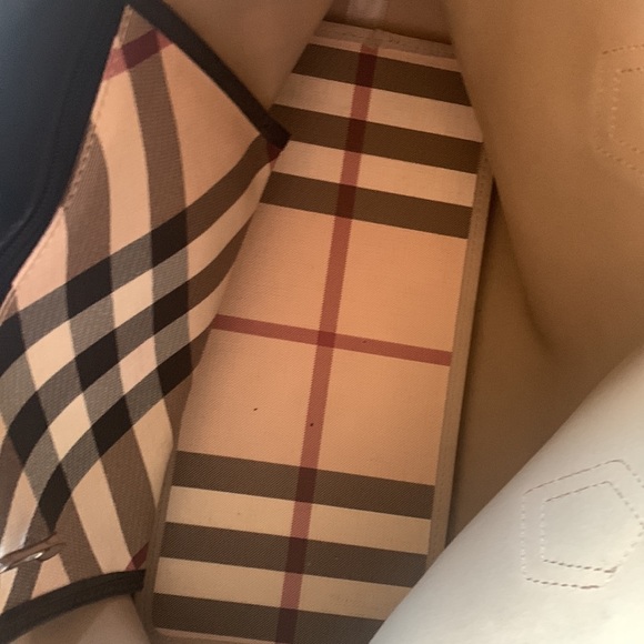 Burberry tote bag coated canvas and leather - Picture 8 of 9